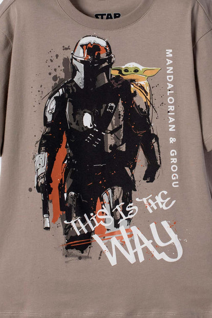POLERA DE MANDALORIAN MANGA CORTA VERDE PARA NIÑO