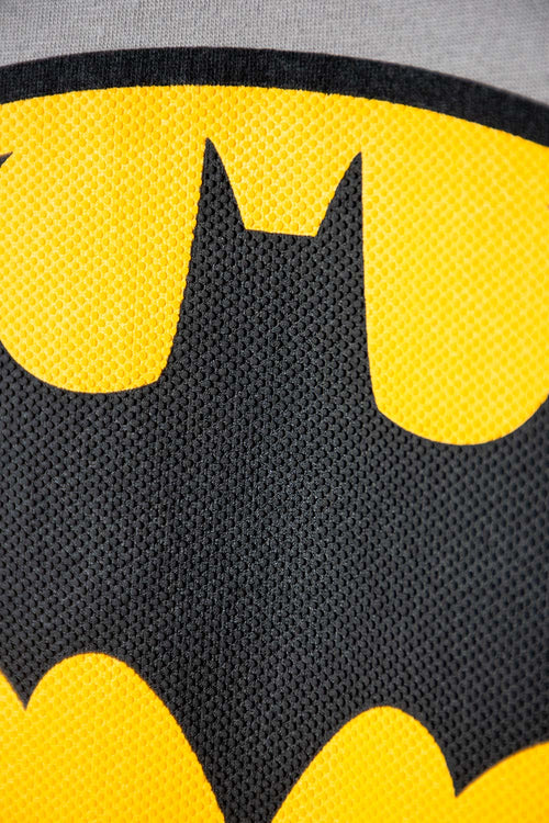 POLERA DE BATMAN MANGA CORTA GRIS PARA NIÑO