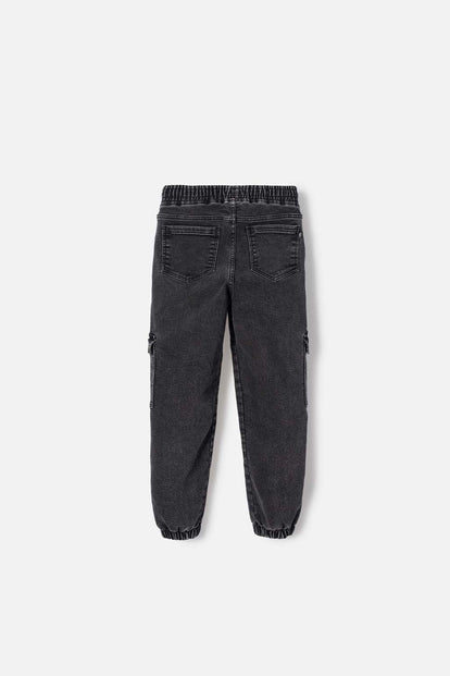 JOGGER DE MIC CON BOLSILLOS NEGRO PARA NIÑO